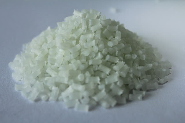 原因分析改性尼龍工程塑料制品產(chǎn)生的白點(diǎn)